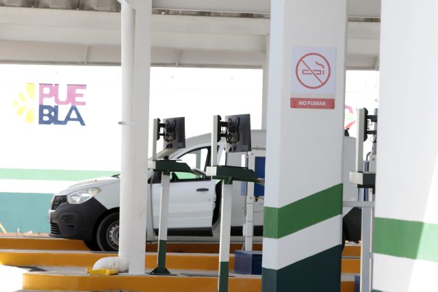 Inician operaciones cuatro centros de verificación más en Puebla