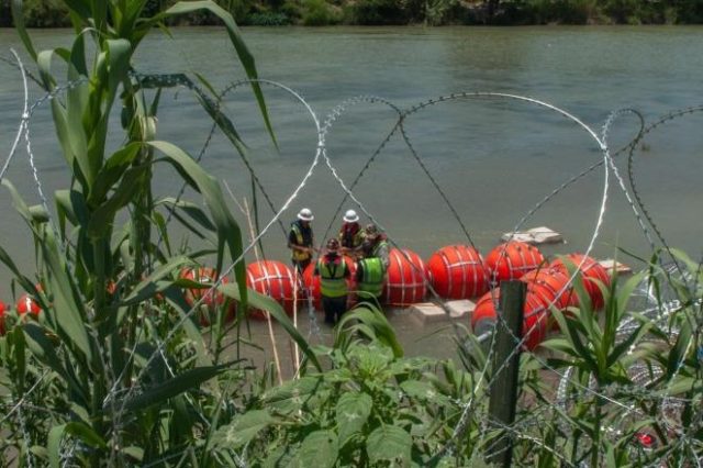 México envía nota diplomática por acciones contra migrantes en Texas