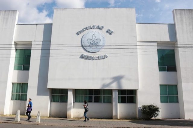 Medicina de la BUAP contará con tres nuevas especialidades