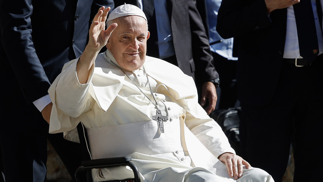 Papa Francisco: La Iglesia católica «está abierta a todos», incluso a la comunidad LGBT