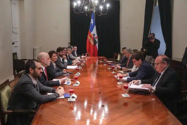 Presidente Boric destaca reunión con Chile Vamos: «Estoy plenamente consciente de lo difícil que ha sido esta reunión»