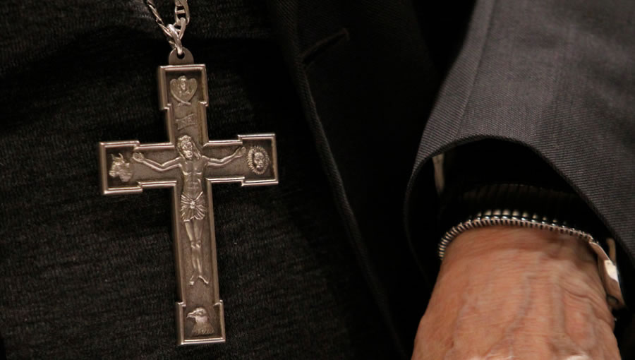 Ex alumna del colegio de Los Legionarios de Cristo demandó a la congregación religiosa por abusos sexuales y torturas cuando era menor de edad