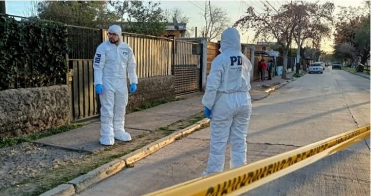 Baleadas cinco personas que estaban afuera de un domicilio en La Granja