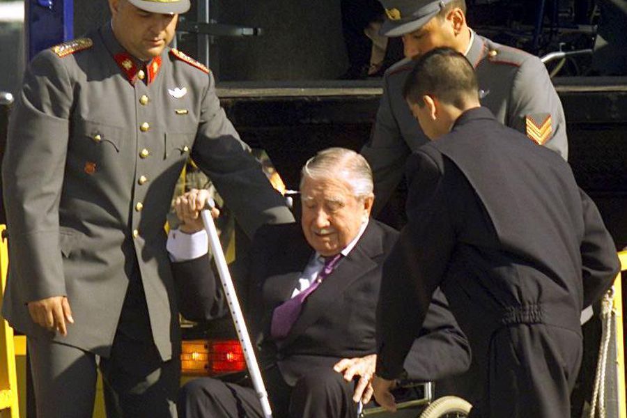 Eduardo Frei recordó cuando Pinochet se levantó de la silla tras su regreso al país desde Londres: «Fue un acto provocativo»