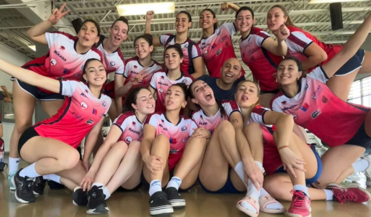 Chile debuta en la XX Copa Panamericana de Voleibol contra República ...