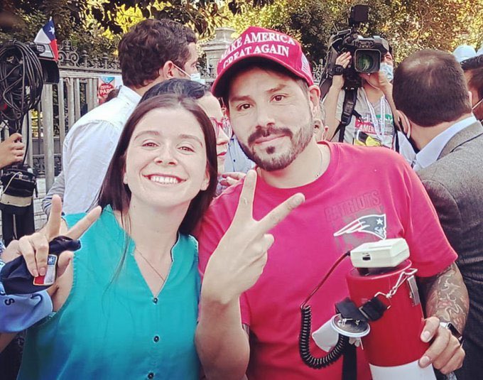 Por incidente con Chiara Barchiesi: Diputado republicano comparó a Lorena Pizarro con «Pancho Malo» y ella le respondió con esta foto