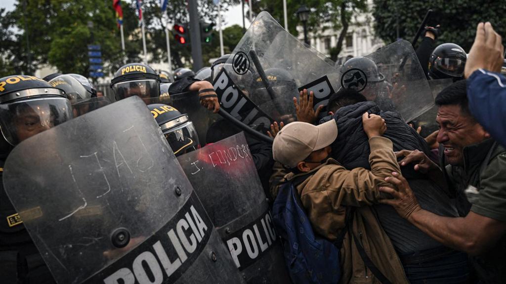 Una necropsia aviva en Perú las acusaciones de tortura a manifestantes por el régimen de Boluarte