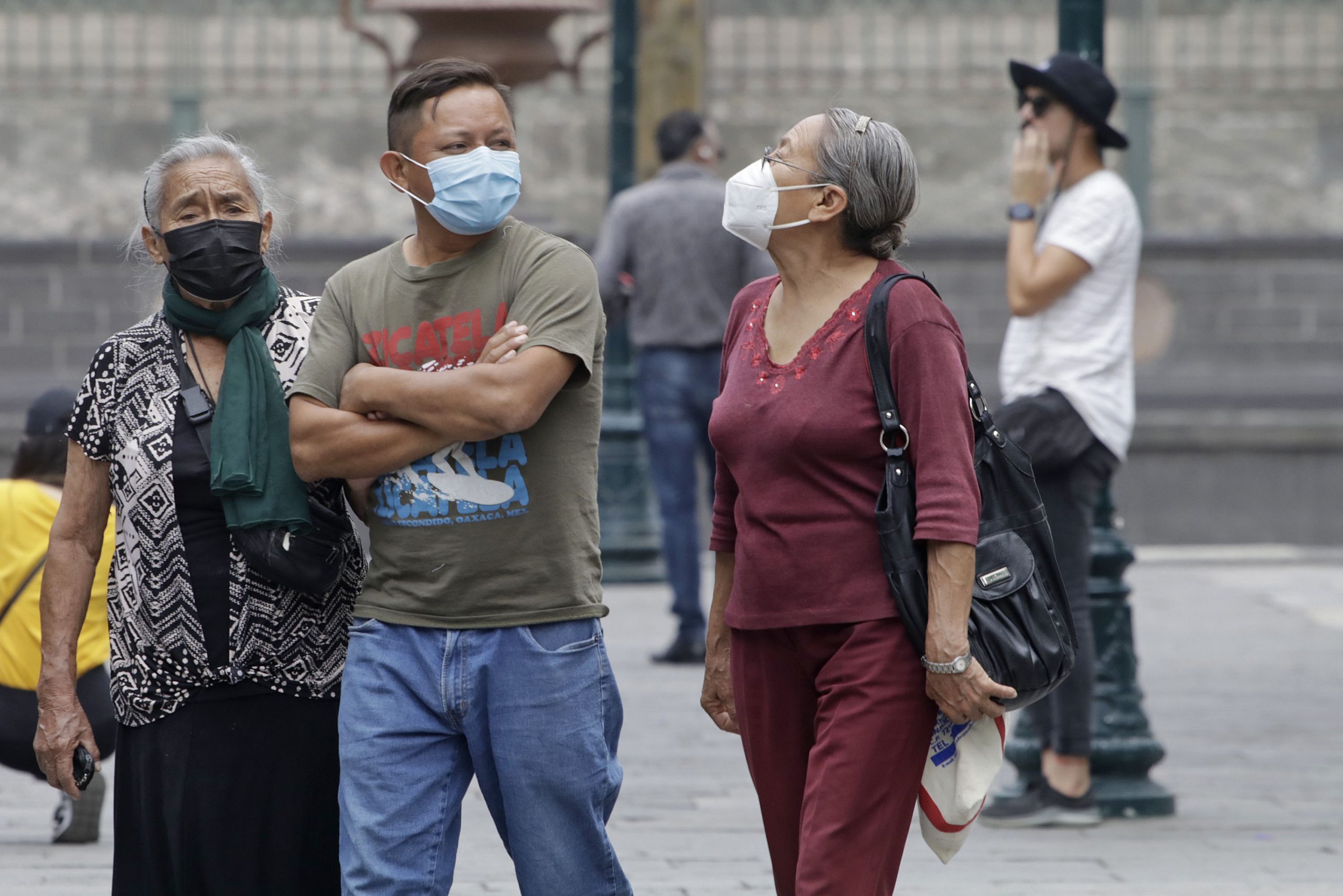 Se mantiene caída de ceniza en 5 municipios de Puebla