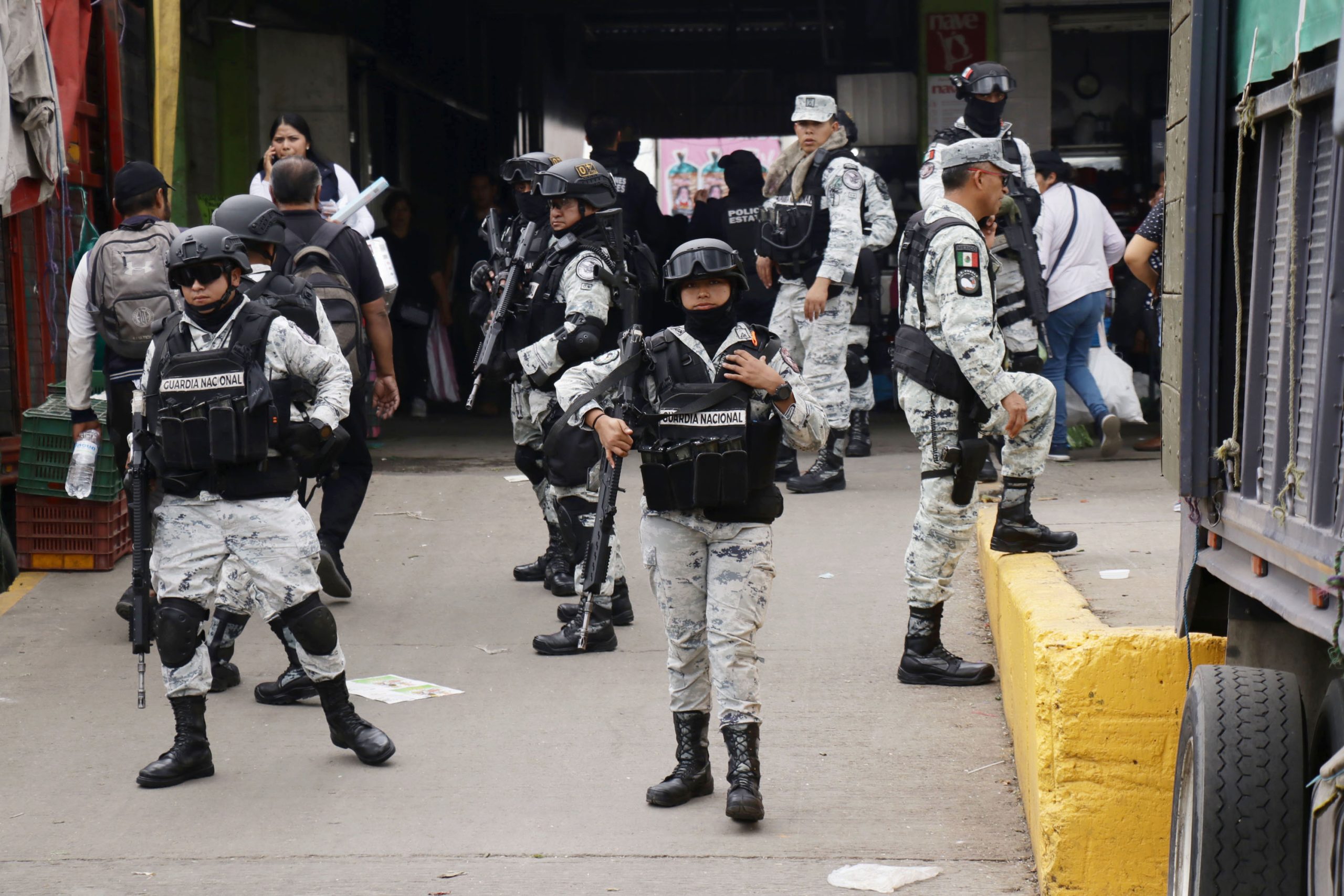 Comerciantes se deslindan de muerte de integrante de la GN en Puebla