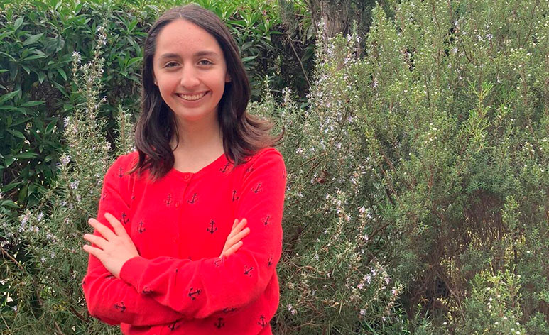 Por primera vez una joven chilena figura entre los diez finalistas del Global Student Prize