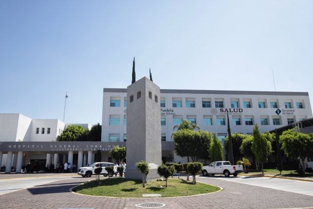 Reportan aborto en baños del Hospital del Norte en capital poblana