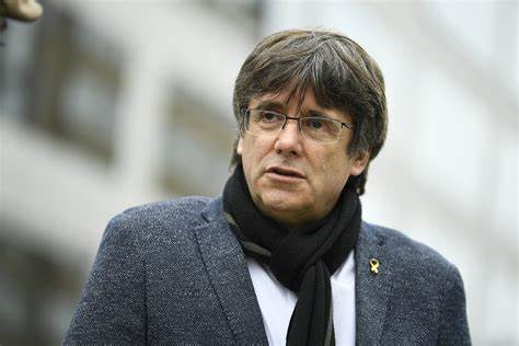 España: El limbo virtual de Puigdemont