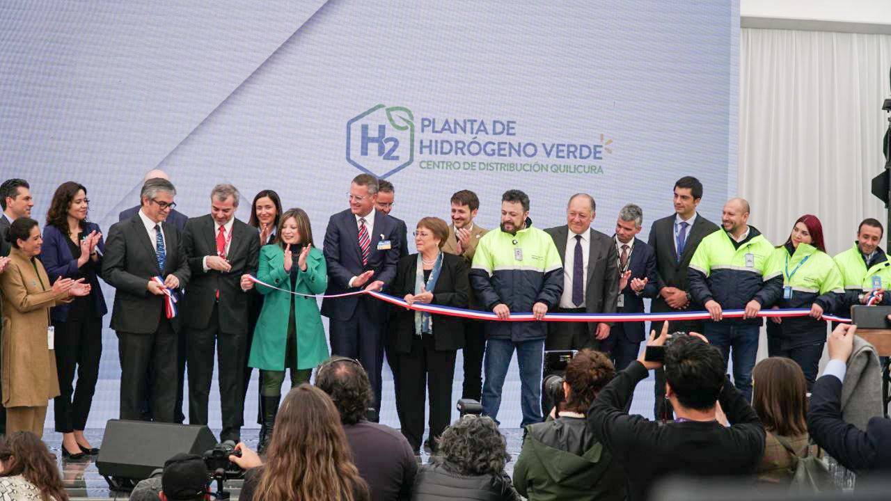Organizaciones rechazan inauguración de planta industrial de hidrógeno verde en Quilicura que no tuvo evaluación ambiental