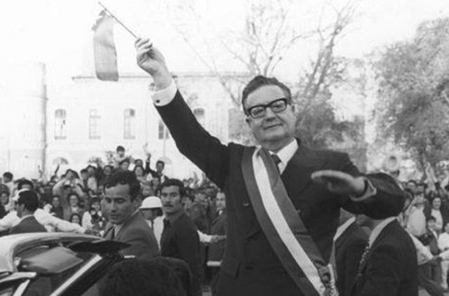 Senadores PS y PPD piden homenaje en Sala a Salvador Allende en el marco de los 50 años del Golpe