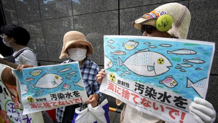 China veta pescado japonés por vertido radiactivo