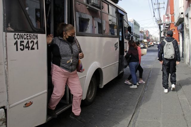 Multarán a transporte público que no respete paraderos en Centro Histórico 