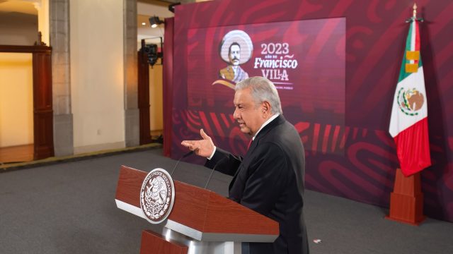 AMLO entregará bastón de mando a ganador de encuesta de Morena