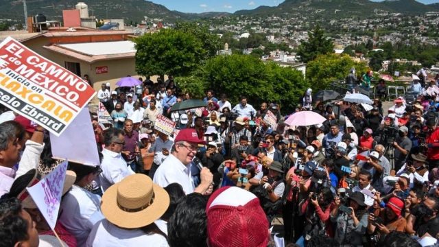 Comisión de Honor de Morena admite queja de Marcelo Ebrard