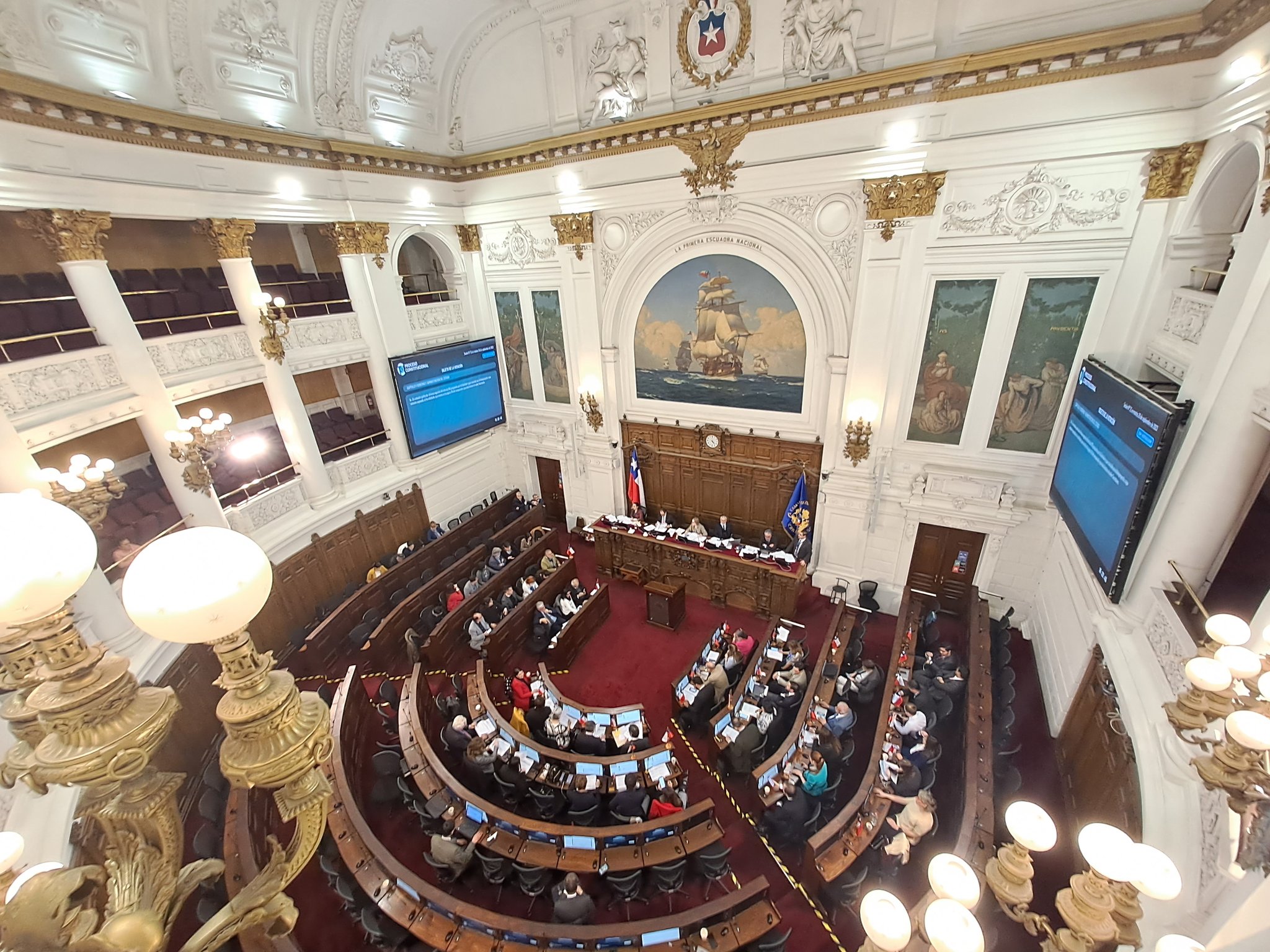 Consejo Constitucional: Aprueban cambios en el TC y la creación de una unidad para la defensa de las Víctimas