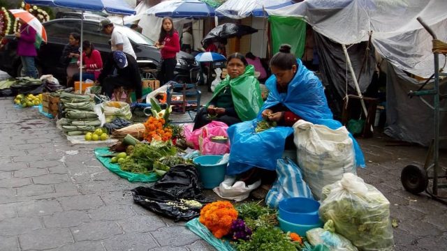 Huauchinango: acusan a alcalde de desalojar mercado para venderlo