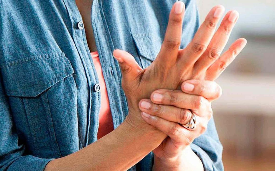 Aumentan casos de artritis reumatoide tras pandemia de covid-19