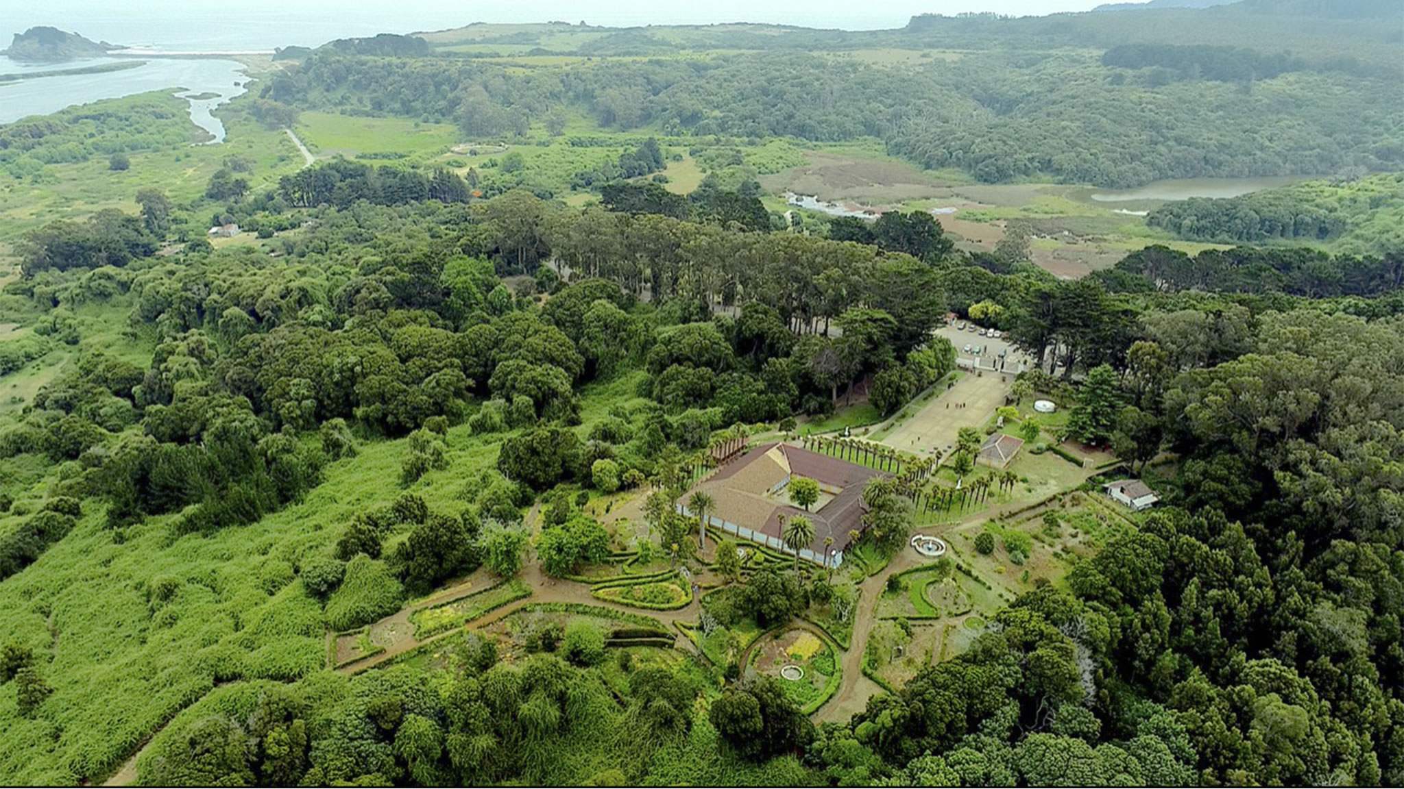 Constituyen comisión que actualizará plan de manejo del Santuario de la Naturaleza en la Península de Hualpén