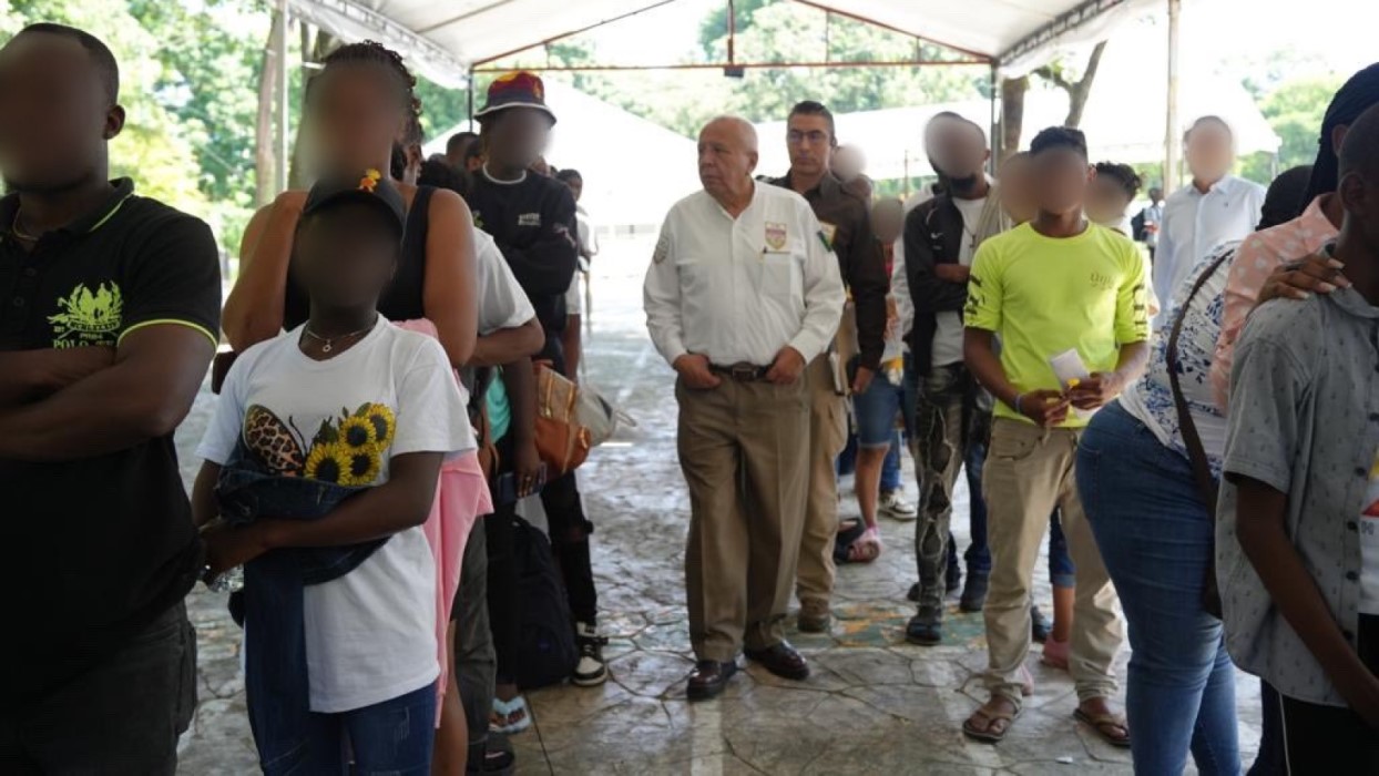 Movilizan a 8 mil migrantes ante aglomeración en Tapachula, Chiapas