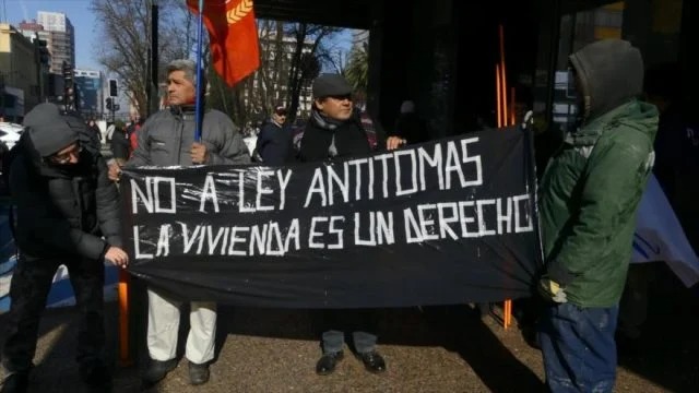 Derecha buscará declarar inadmisible parte del veto a la Ley de Usurpaciones