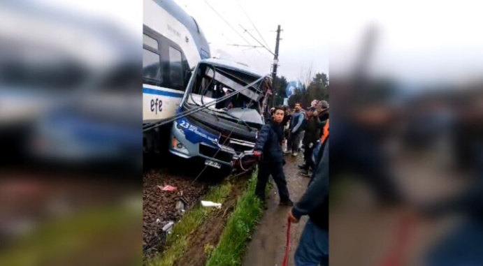 Docena de heridos y seis fallecidos dejó colisión entre Biotren y taxibus de la línea San Pedro del Mar