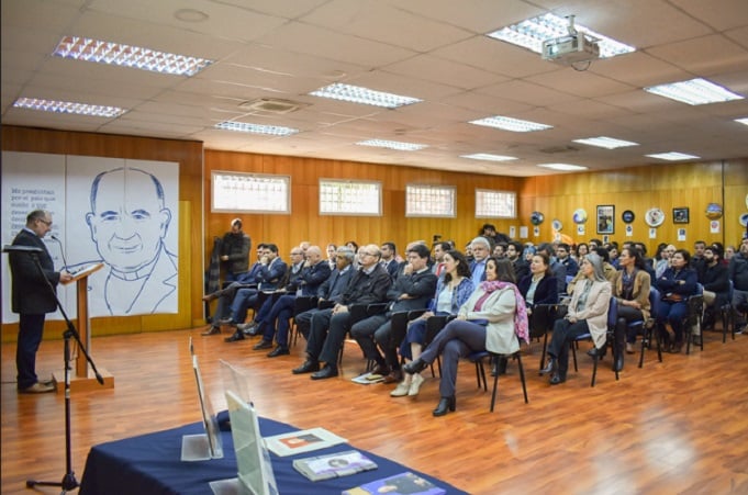 En el día de su natalicio se presentó el Archivo Patrimonial del Cardenal Silva Henríquez