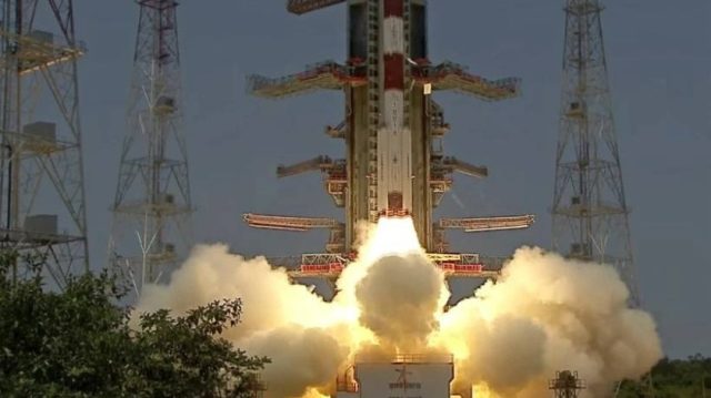 India lanza sonda para estudiar el Sol 