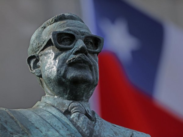 Masones de Brasil, Argentina y Uruguay rindieron honores a Salvador Allende