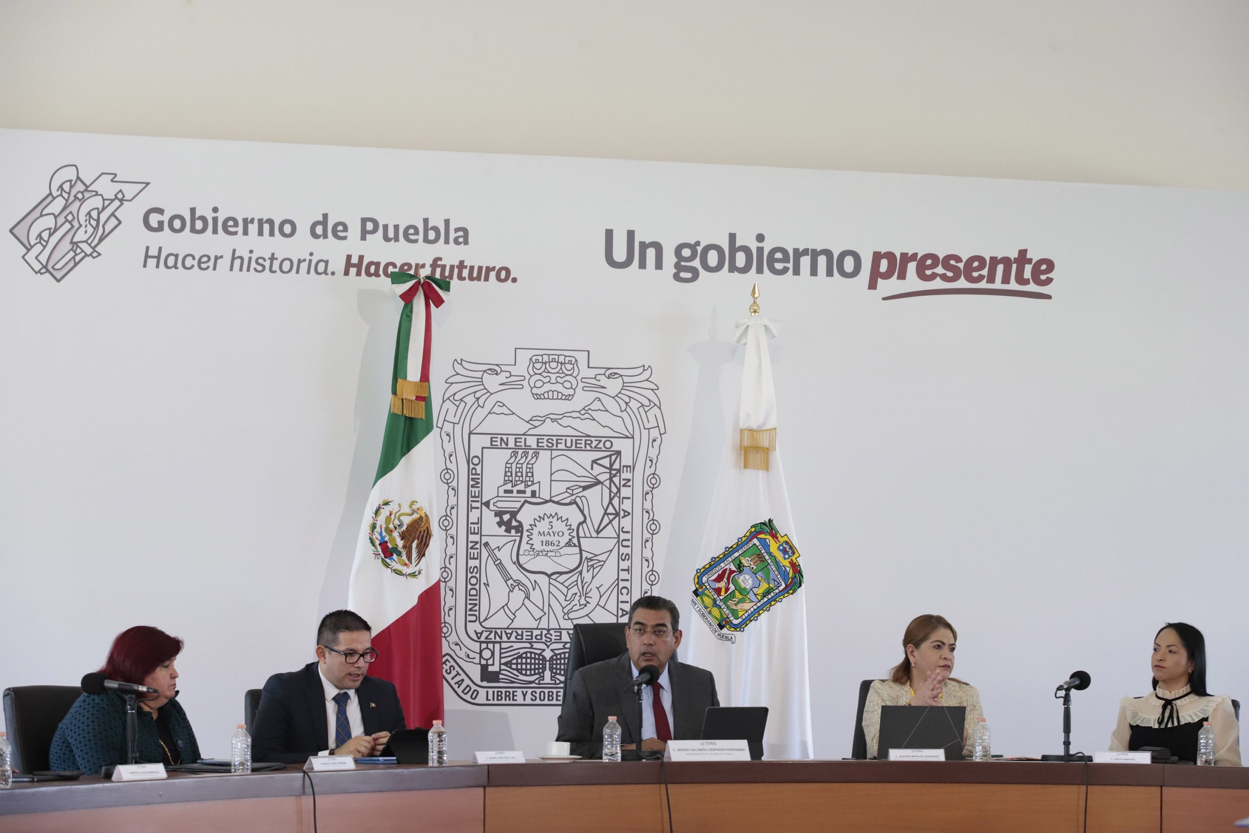 Gobernador pide ampliar al doble las propuestas de aspirantes ante comisión de elecciones de Morena