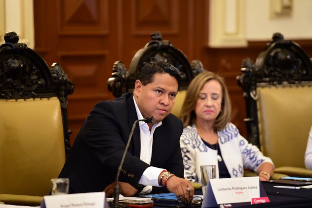 Cabildo avala finanzas entre quejas por «derroches» de Eduardo Rivera