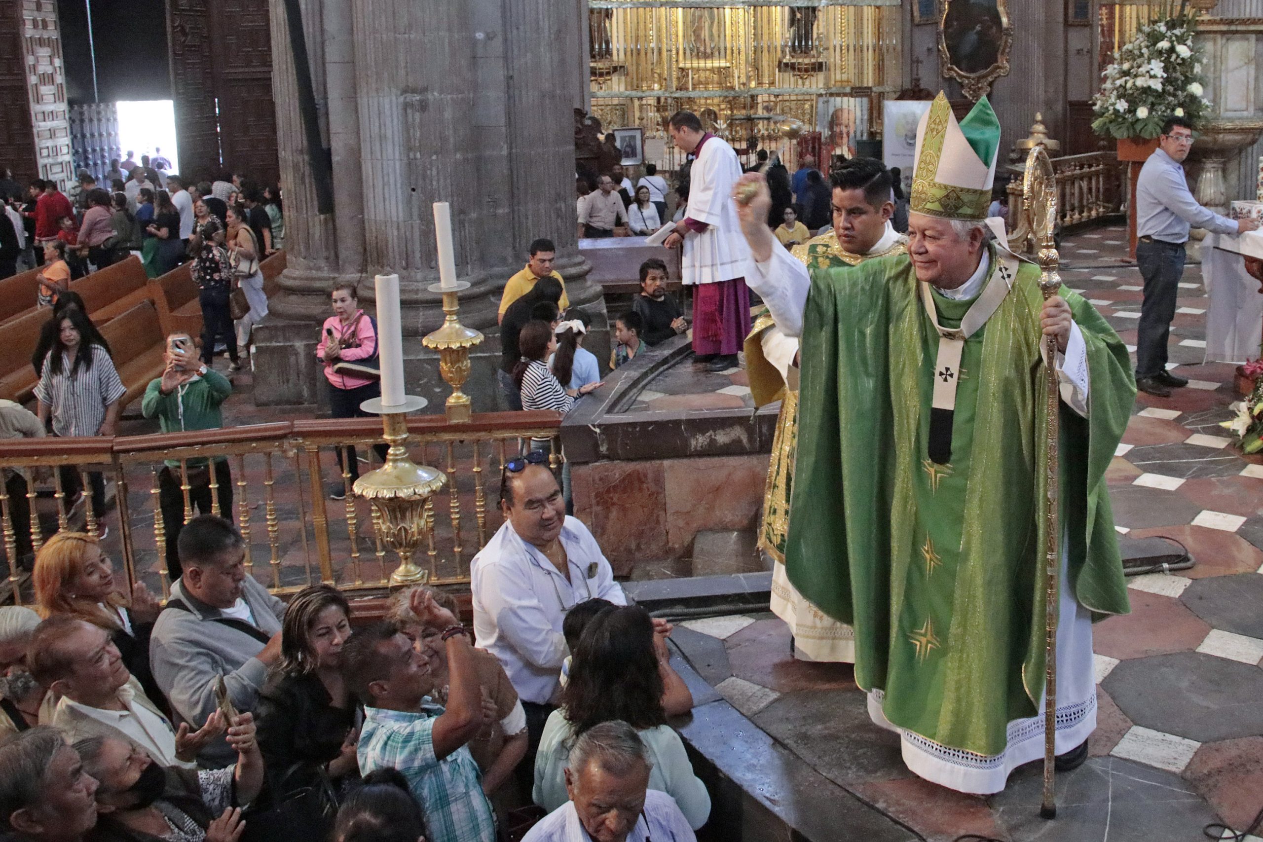 Arzobispo de Puebla insta a diseñar políticas contra la violencia