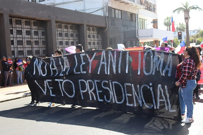 Desde regiones, comités de pobladores por la vivienda solicitan al presidente Boric “veto a la ley anti tomas”