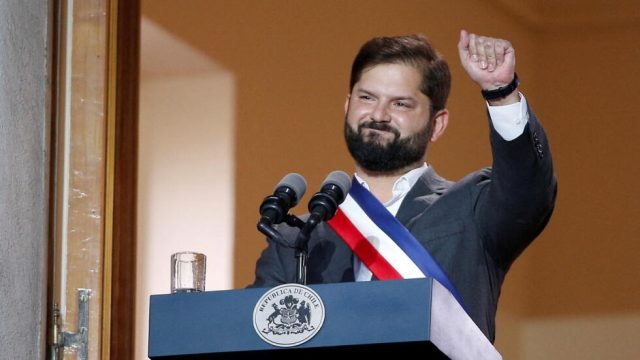 ¿Irás? Convocan a inédita manifestación en apoyo al presidente Boric para este sábado