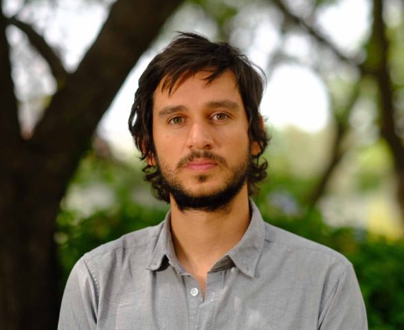 Quién es Diego Vela Grau, el nuevo presidente de Revolución Democrática