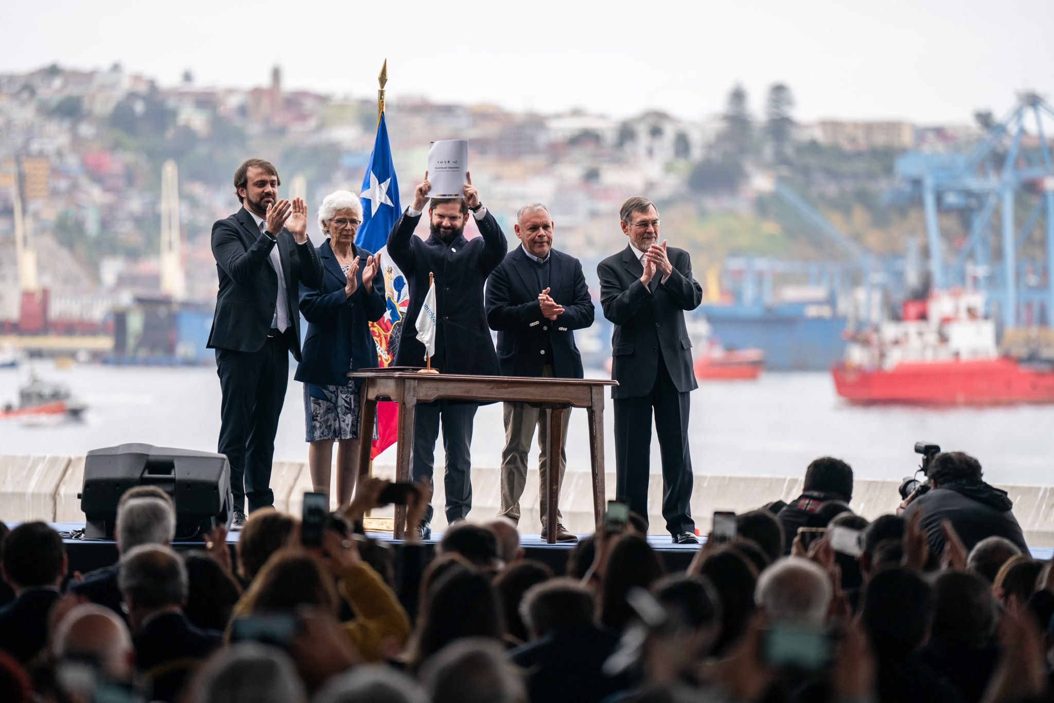 Senador Latorre: «Con el Acuerdo por Valparaíso inauguramos una nueva etapa de la relación puerto-ciudad»