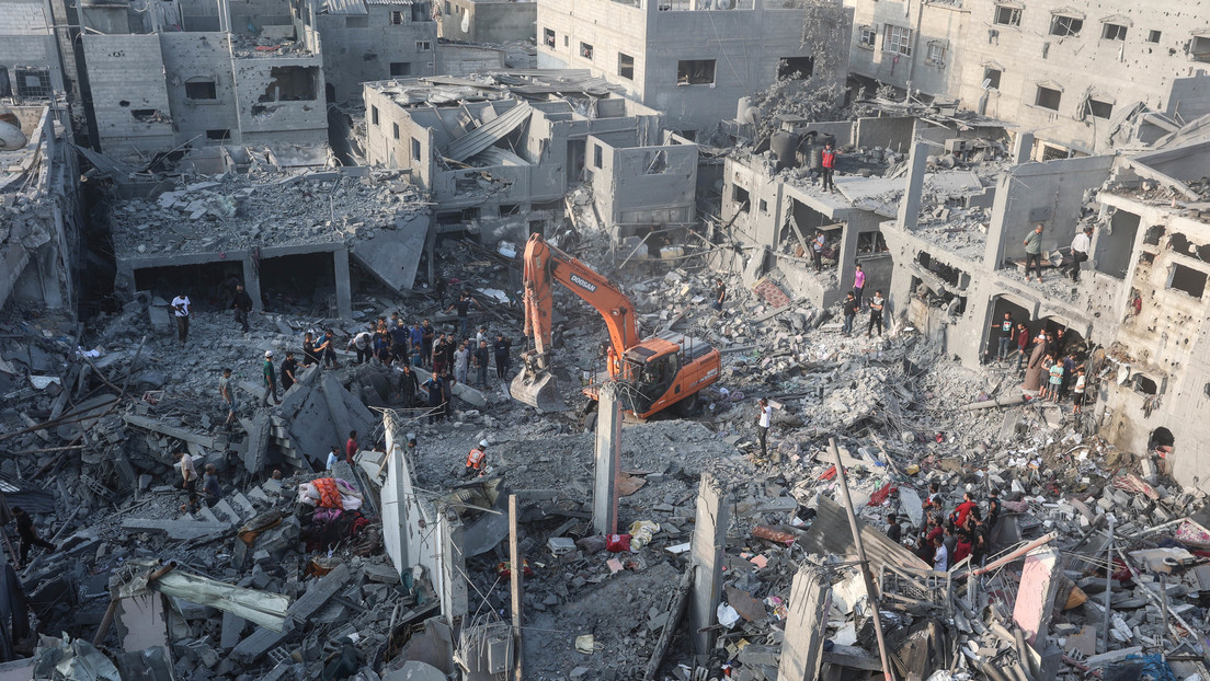 Se intensifica el asedio: Israel lanza octavillas sobre Gaza «avisando» que el enclave es un «campo de batalla»