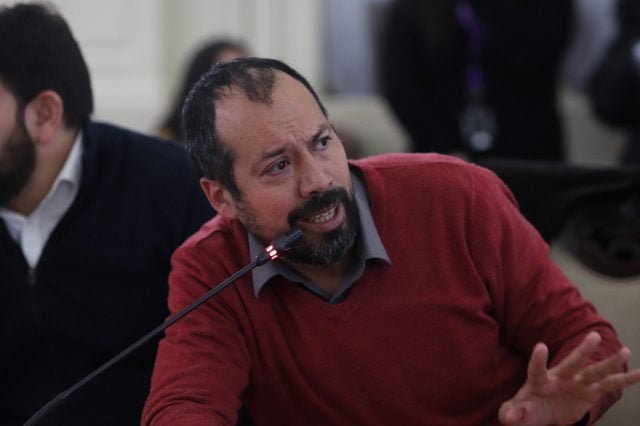 Caso «Cuentas Corrientes»: Alcalde de La Cisterna evalúa querella por eventuales delitos en contratos con empresa Global Gestión