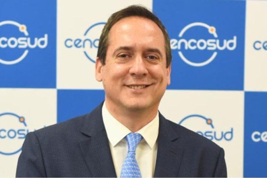 Multan con más de $540 millones a gerente de Cencosud por uso de información privilegiada en compra de acciones