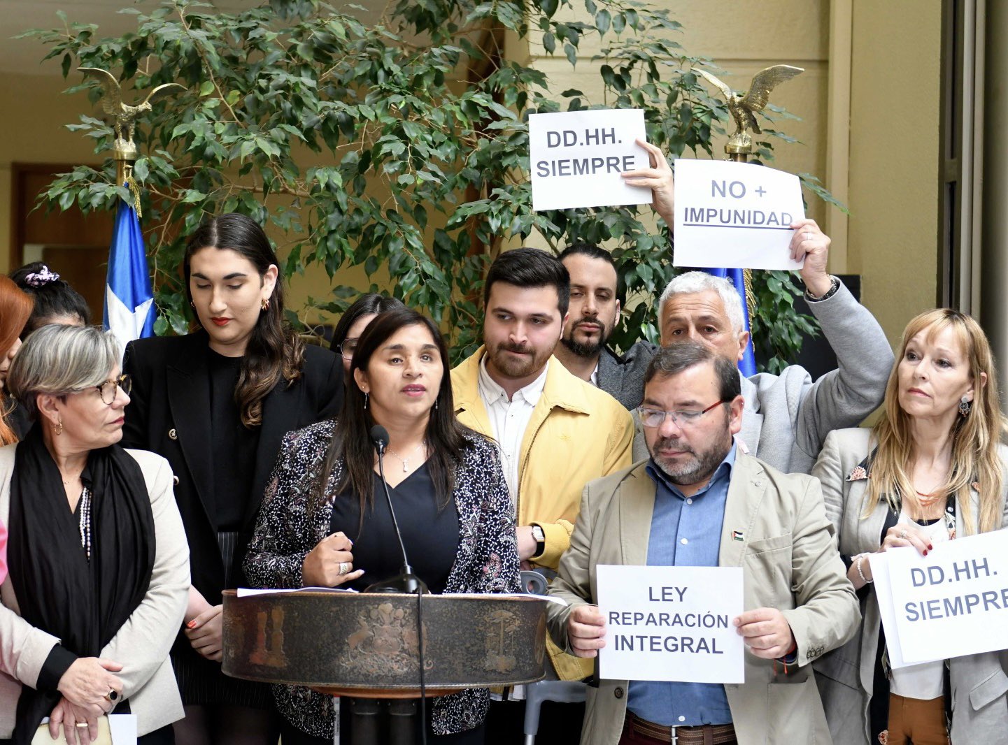 Senadora Campillai pide al Gobierno crear Comisión de Verdad y Justicia sobre violaciones a los Derechos Humanos durante el estallido social