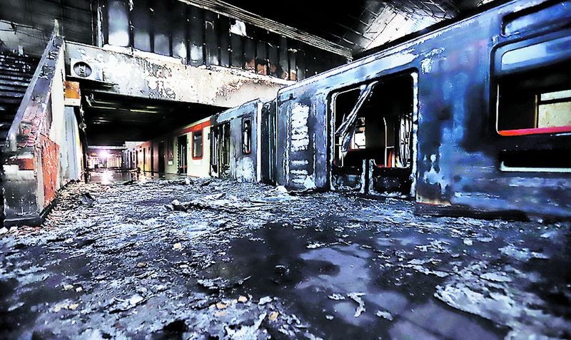 Metro demanda a único condenado por quemar estación durante el estallido social: Exigen el pago de más de $13.000 millones