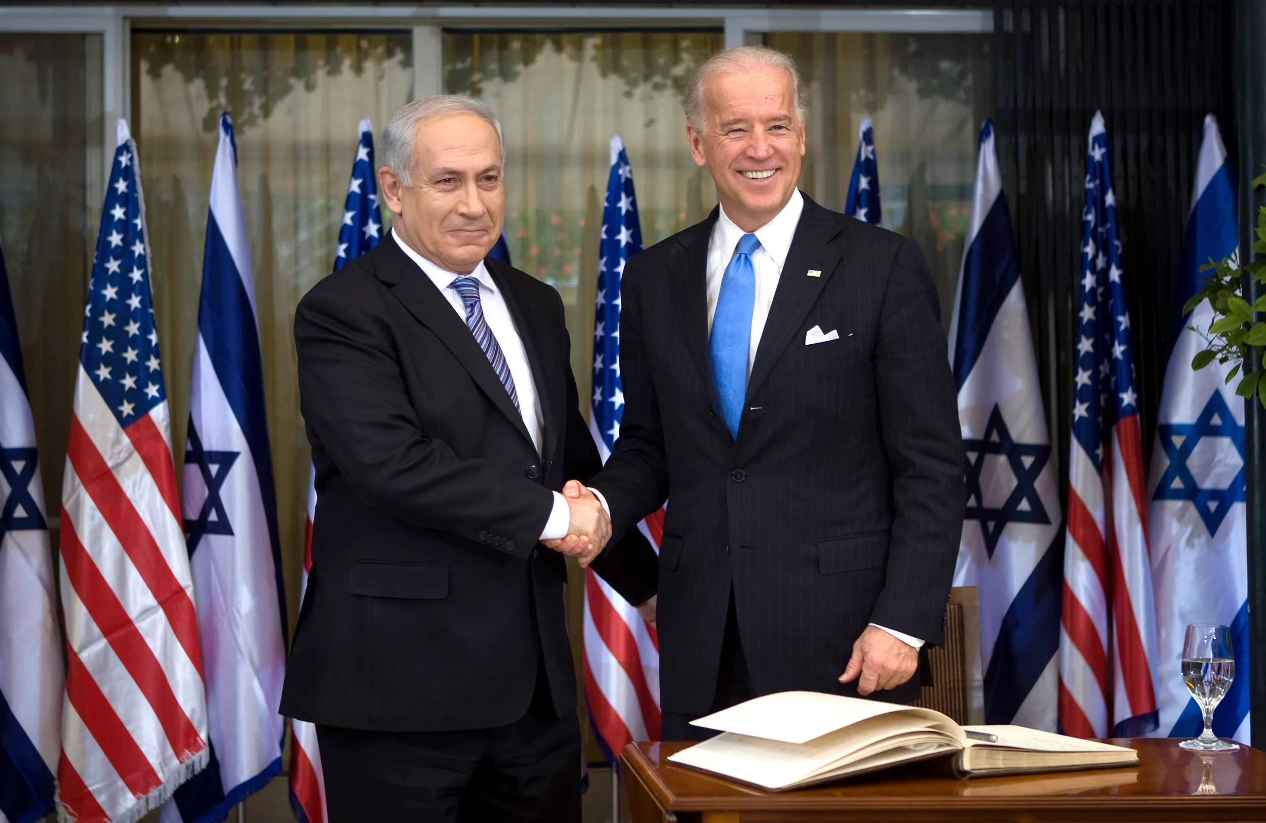 Biden y Netanyahu culpan a los palestinos de haber bombardeado su propio hospital