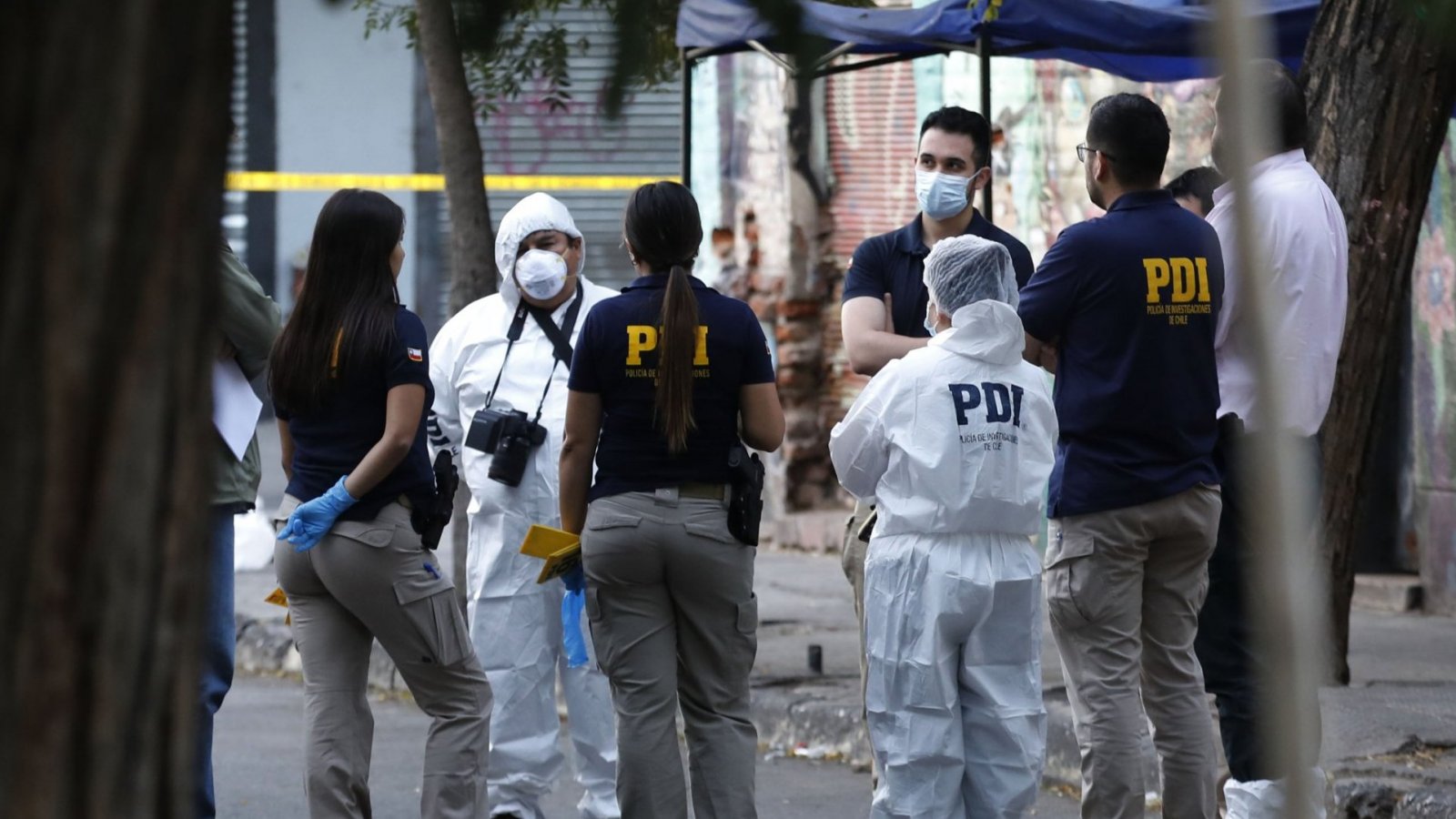 Femicidio en Santiago: Encuentran el cuerpo de una joven de 20 años en las bodegas de un edificio