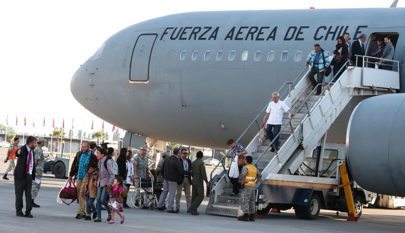 Más de 400 chilenos esperan ser evacuados de Israel