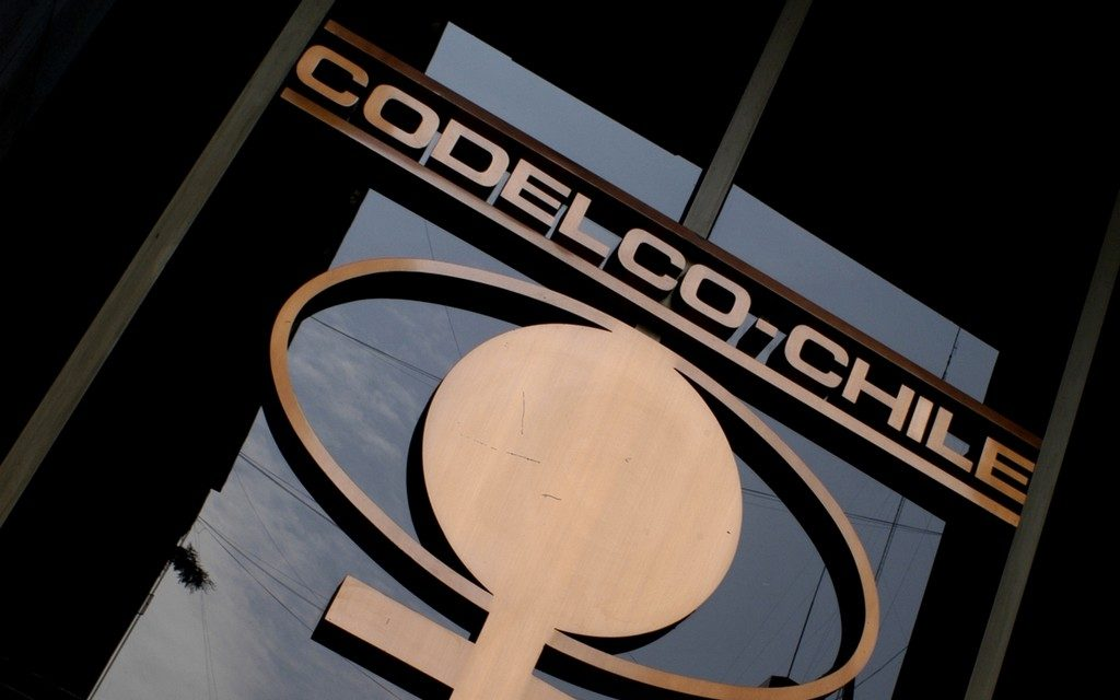 Moody’s rebajó calificación de la deuda de Codelco