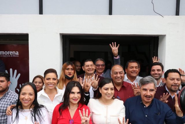«Aspirantes conformes» tras cónclave de Morena en Puebla