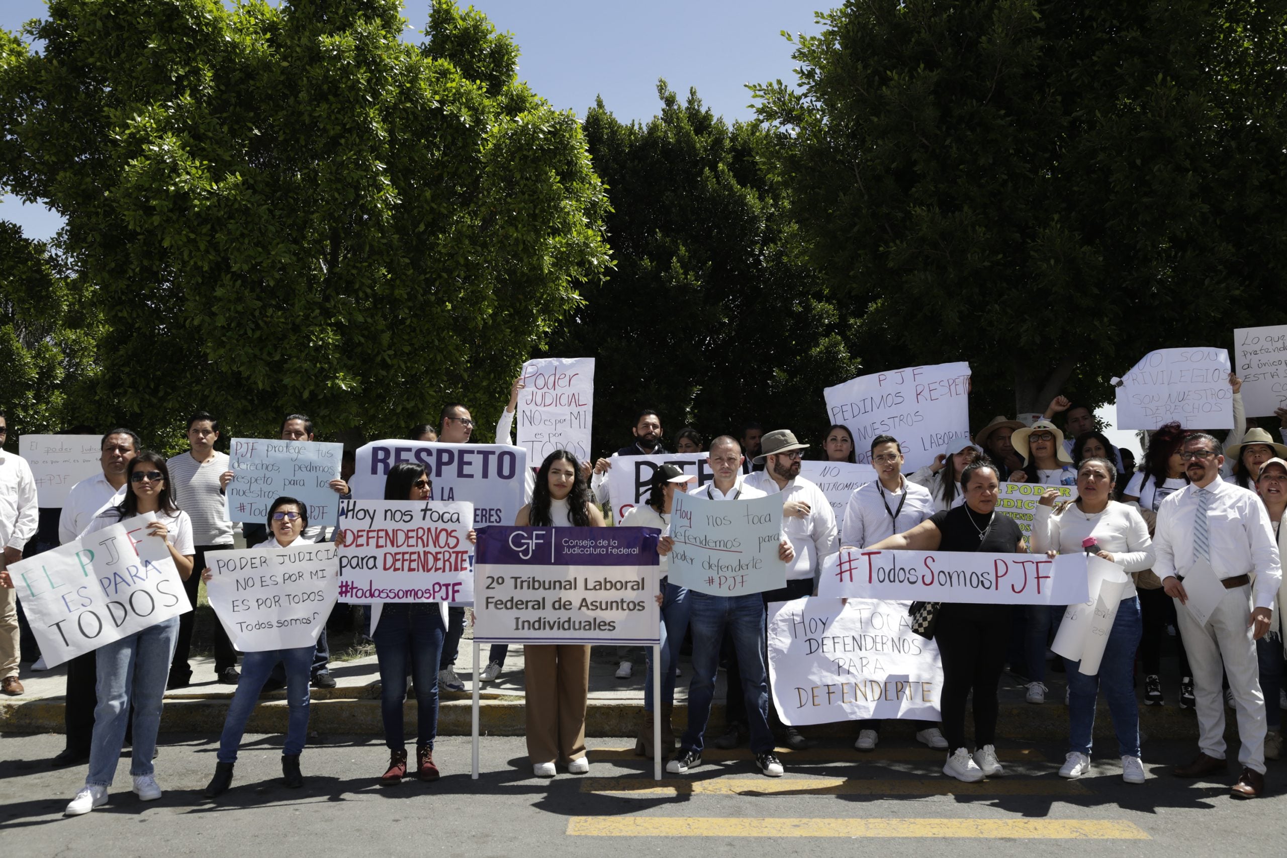 Trabajadores del Poder Judicial poblano cumplen 3 días de paro